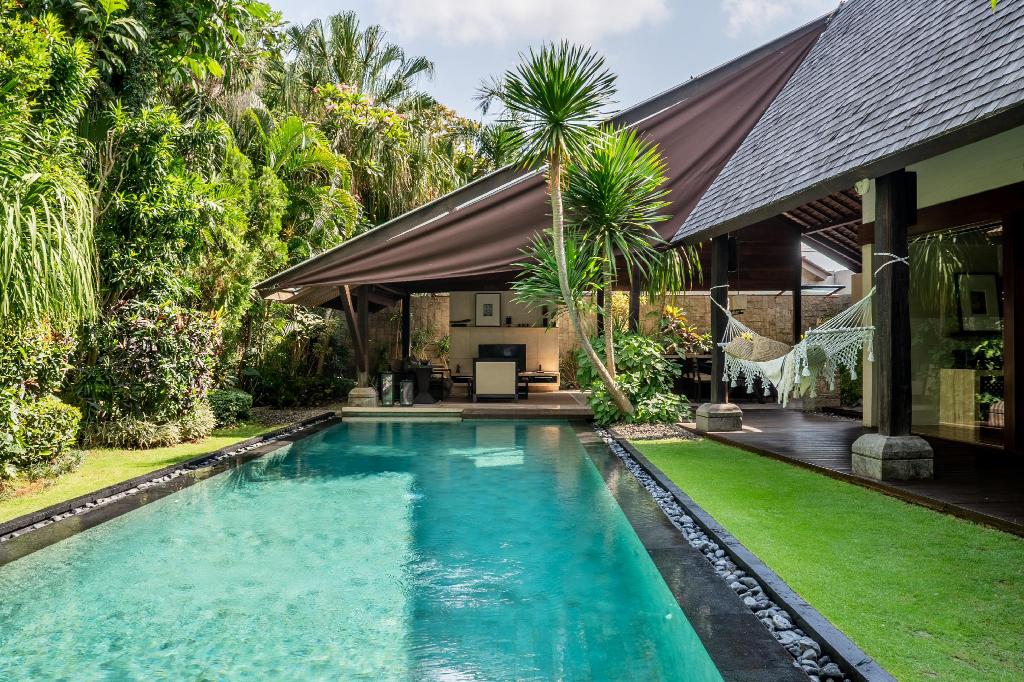 you experience the very soul of this heavenly island. Located in Canggu, Ametis Villa is about 35 minutes from Kuta. This area maintains its cultural roots and is dotted with productive rice terraces that extend to a rugged stretch of coastline. Canggu is popular within surfing and expatriate circles, sought out for its laidback lifestyle qualities away from the crowds and concrete jungle of Seminyak. Ametis Villa is a luxury lifestyle villa with a home-style concept that will make you feel like you truly belong. During your stay, you will be assigned a personal butler, who excels in the singular ability to anticipate your every need and to exceed your every expectation. Conceived, built and managed with integrity, Ametis Villa is respectful of Bali's unique cultural heritage, seeks to interact with the local community and shows sensitivity towards the immediate environment