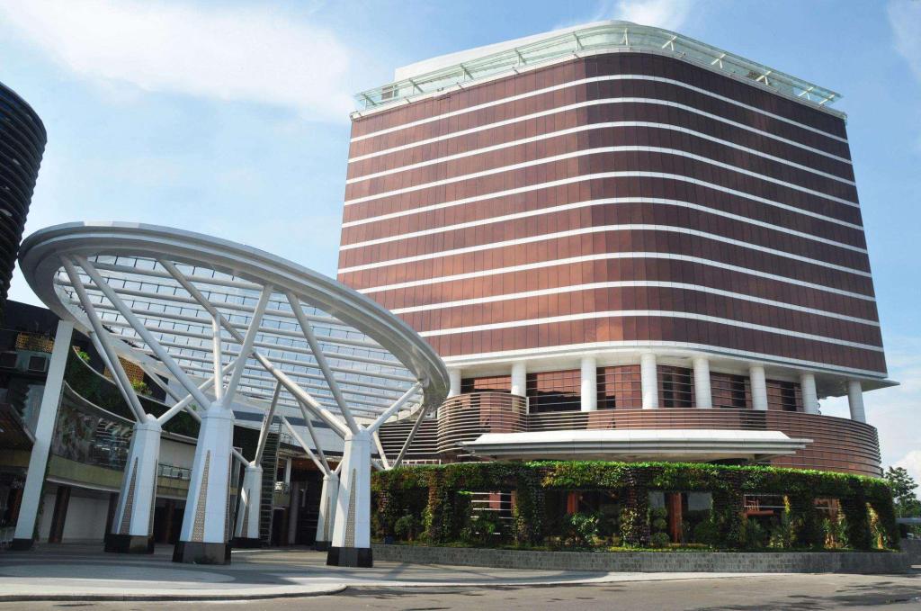 Hotel terbaik untuk berlibur bersama keluaga di Bandung - The Trans Luxury Hotel - ATASTAY