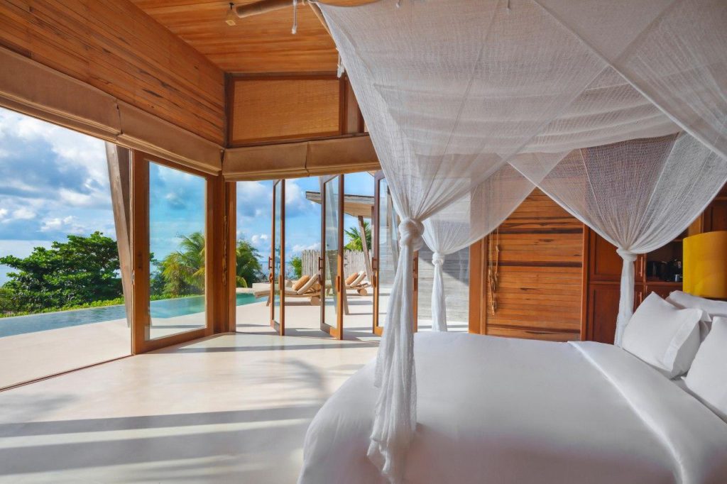 Six Senses Con Dai sets on one of the most beautiful island in Vietnam. You will be able to experience marine life and natural surroundings and feel completely relaxed at their Spa. 