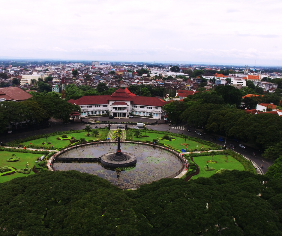 Pemandangan Kota Malang dari Ketinggian - ATASTAY