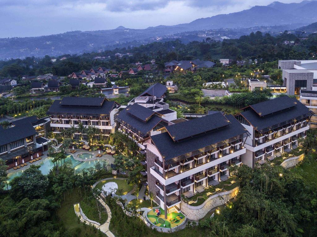 Pullman Ciawi Vimala Hills Resort Spa and Convention - ATASTAY