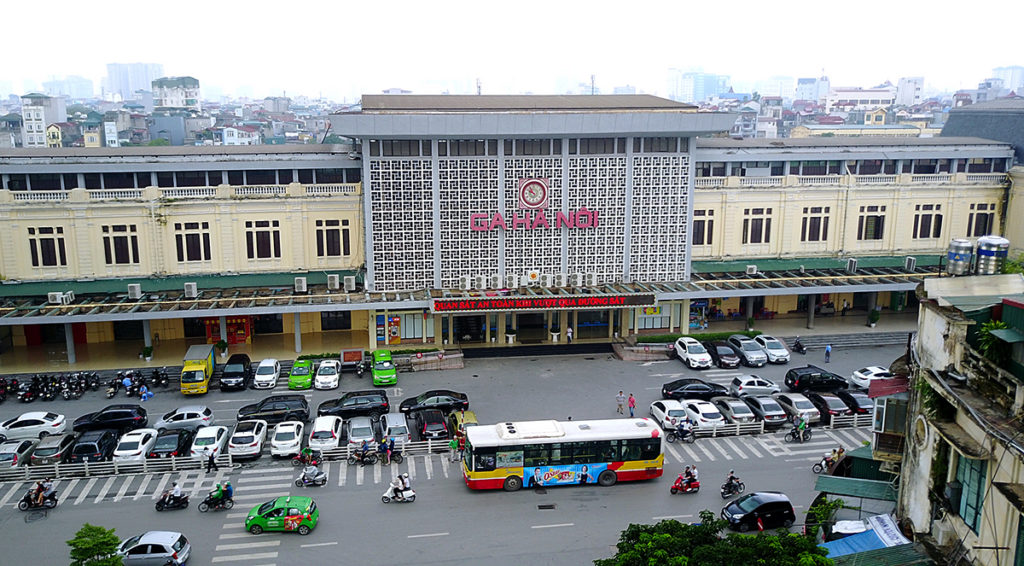 Ga Hà Nội nằm ngay trung tâm thành phố